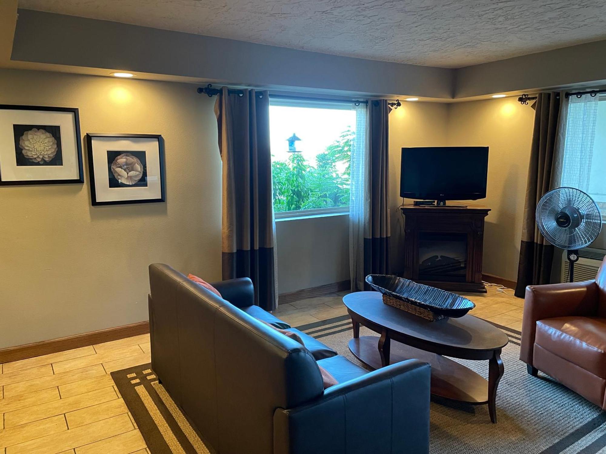 Quality Inn Clinton North Esterno foto