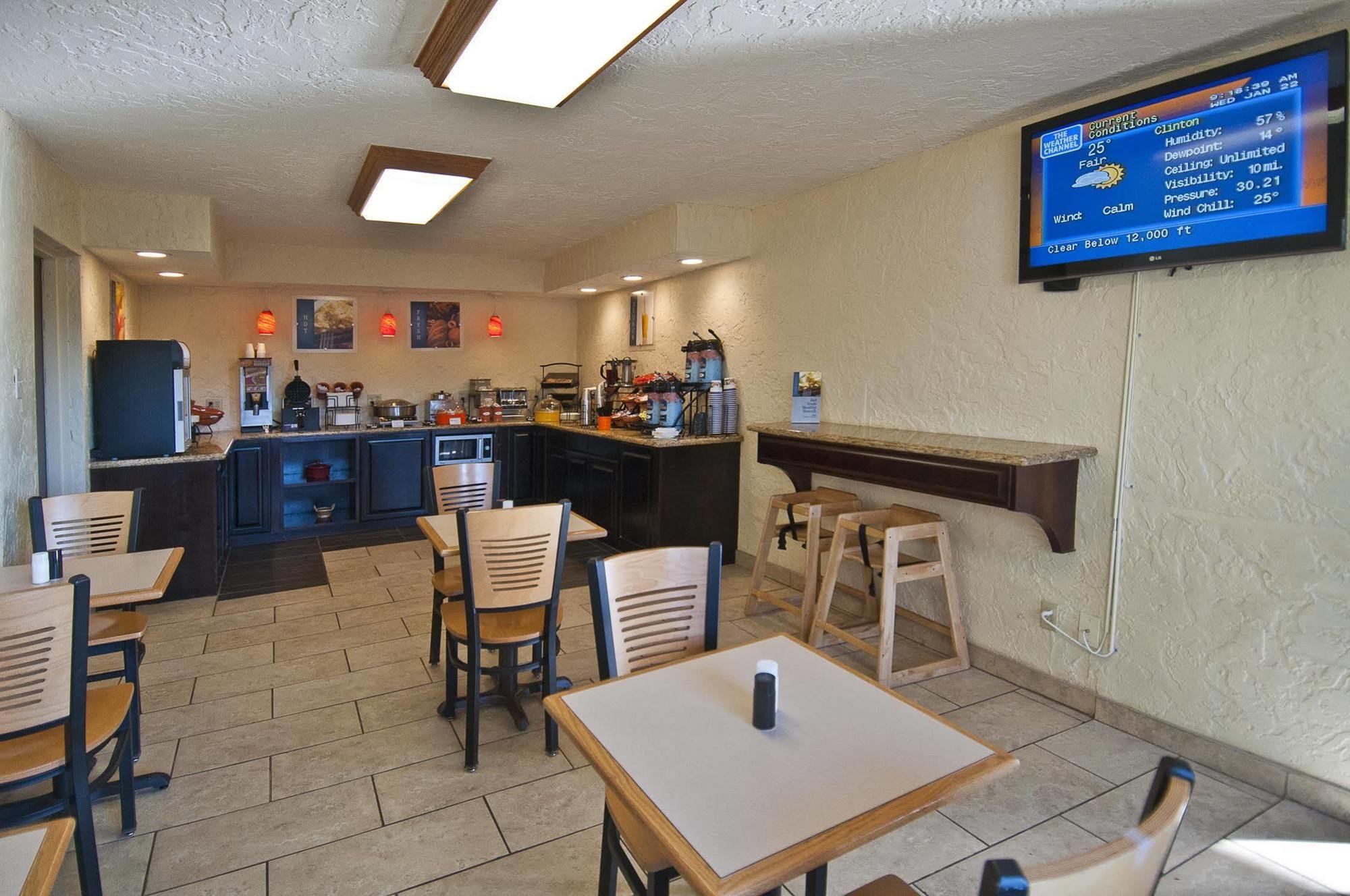 Quality Inn Clinton North Esterno foto
